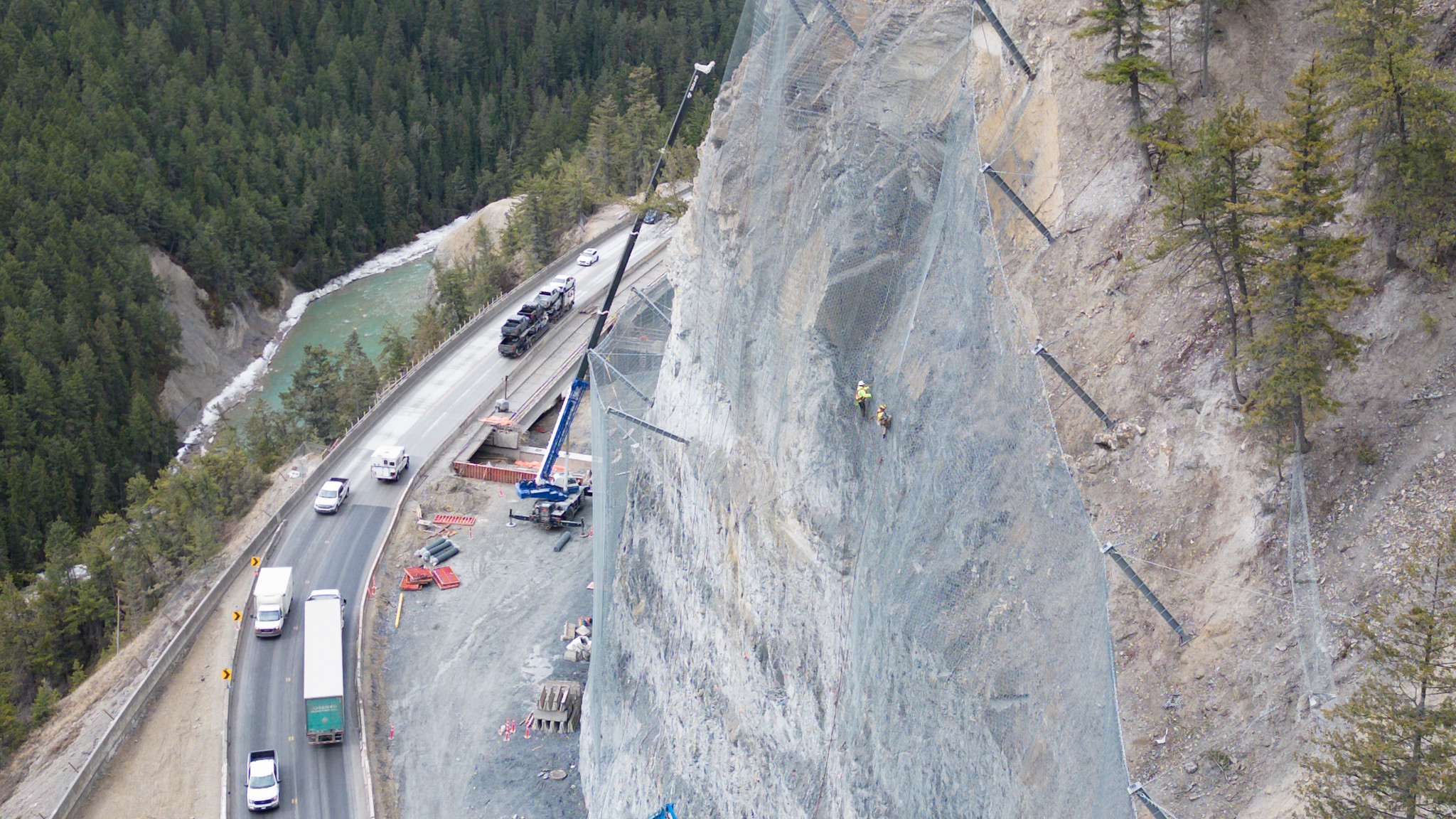 An image of the Kicking Horse Canyon Project.